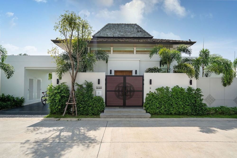 Тхаланг: Escape Villas at Shambhala Grand