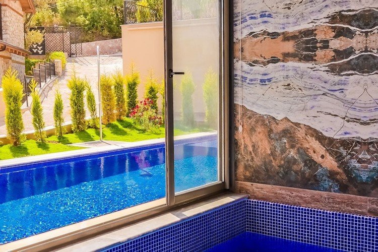 Исламлар: Villa Feronia