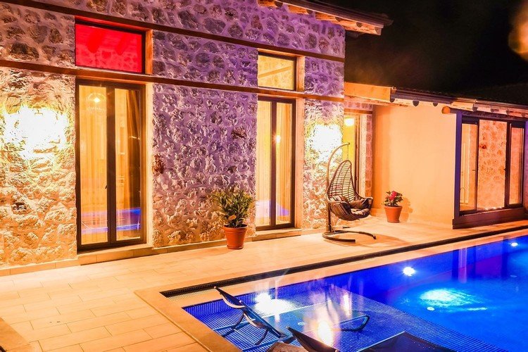 Исламлар: Villa Feronia