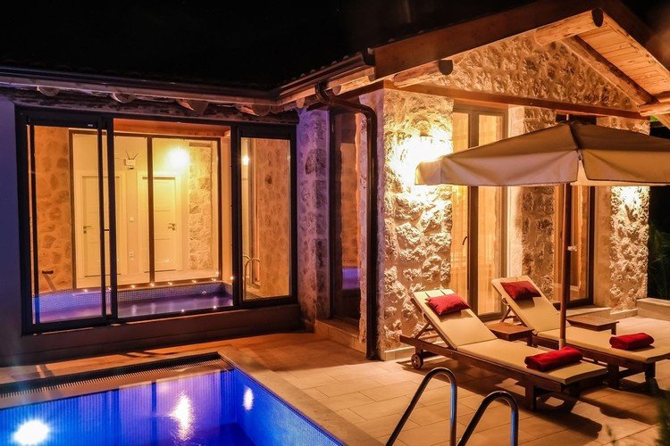 Исламлар: Villa Feronia
