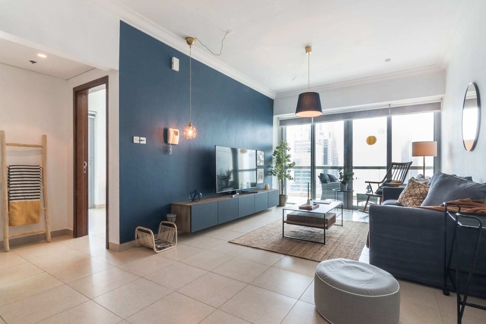 Дубай: Modern Apt w/ Beautiful City Views in Downtown Dubai