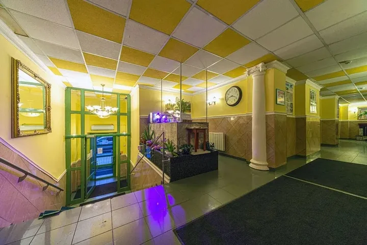 Санкт-Петербург: Apartment near Center Almazova 2