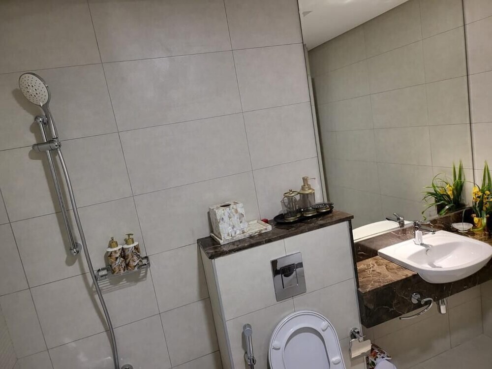Дубай: 315 Fully furnished 1BHK Apartment