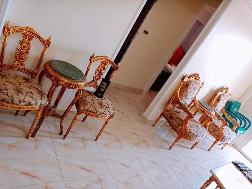 Александрия: الإسكندرية