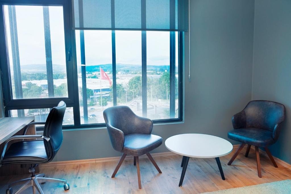 Янык: Luxury Residence in 5 star Hotel for Professionals