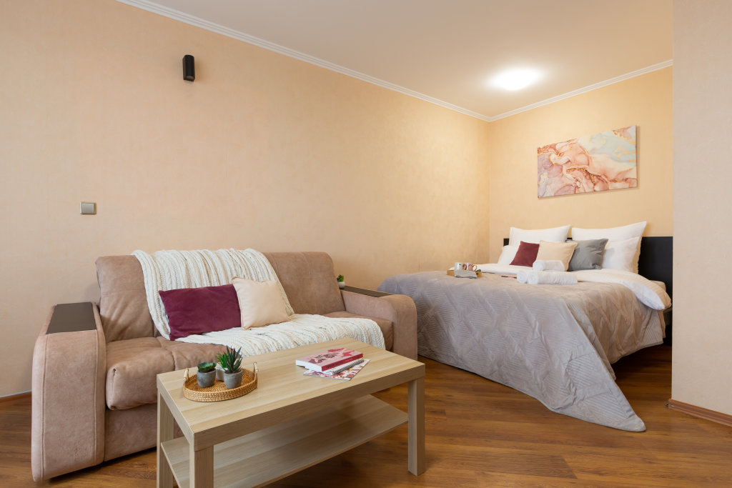 Зеленоград: Apartments Life Apartments с балконом у Ледового дворца