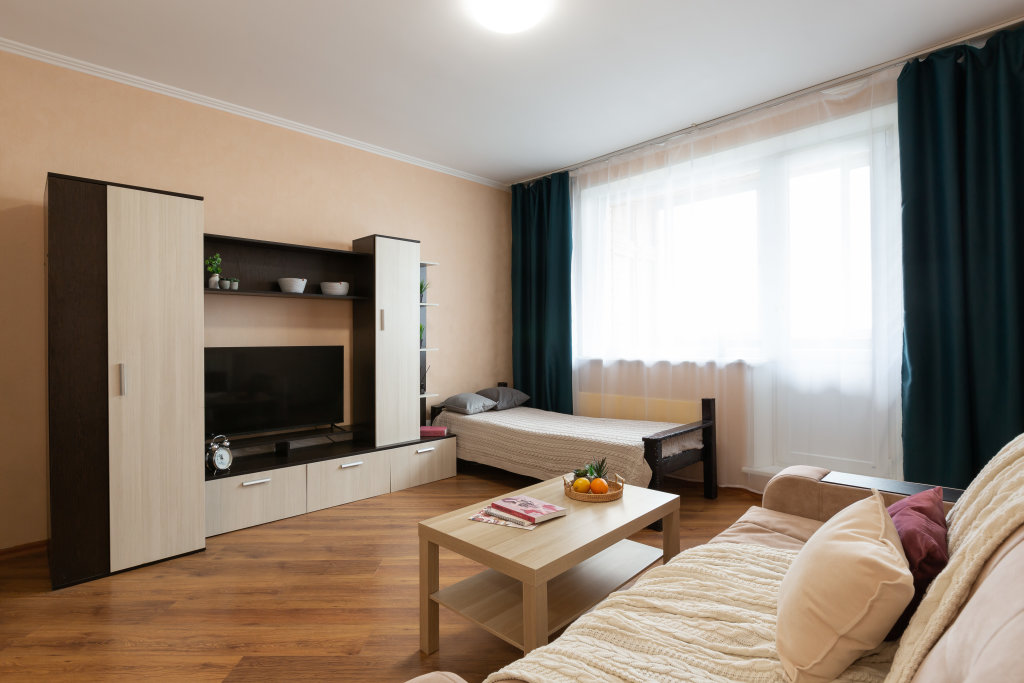 Зеленоград: Apartments Life Apartments с балконом у Ледового дворца