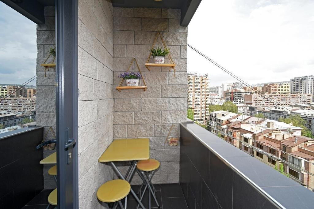 Ереван: Saryan New apartment