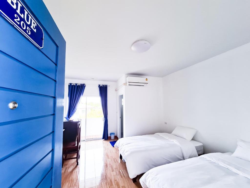 Государственный заповедник Ang Thong: Blue House