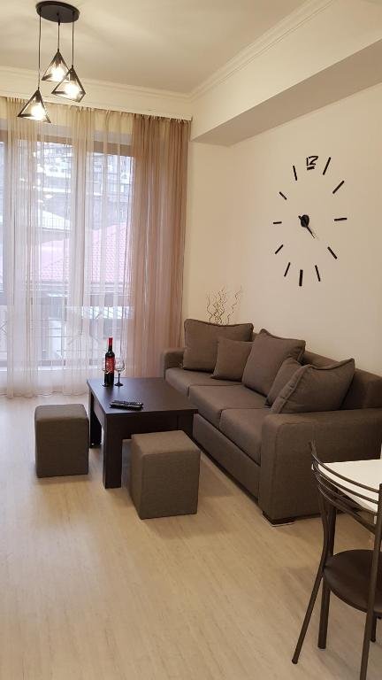 Ереван: New Modern 2 Bedroom in New Building, near Northern Avenue