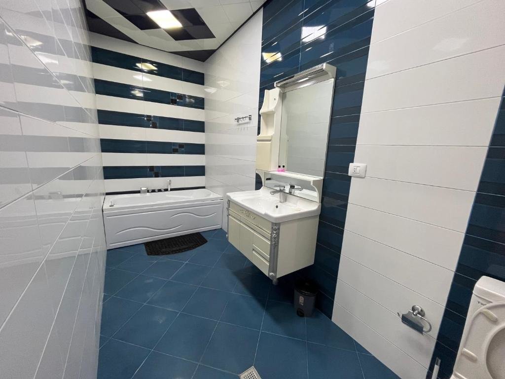 Баку: NİZAMİ STREET Center apartment