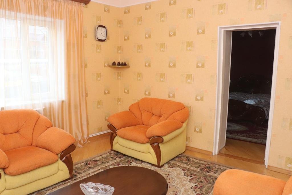Ереван: Апартаменты 100м2 в малом центре Еревана
