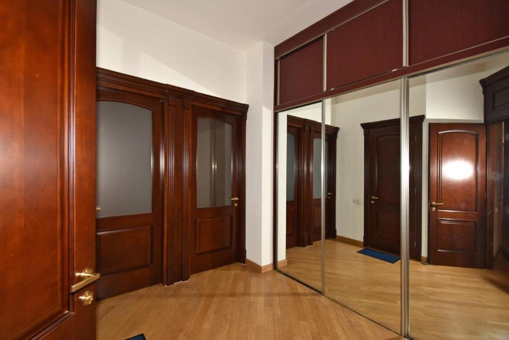 Ереван: Apartment on North Avenue from HR Realty