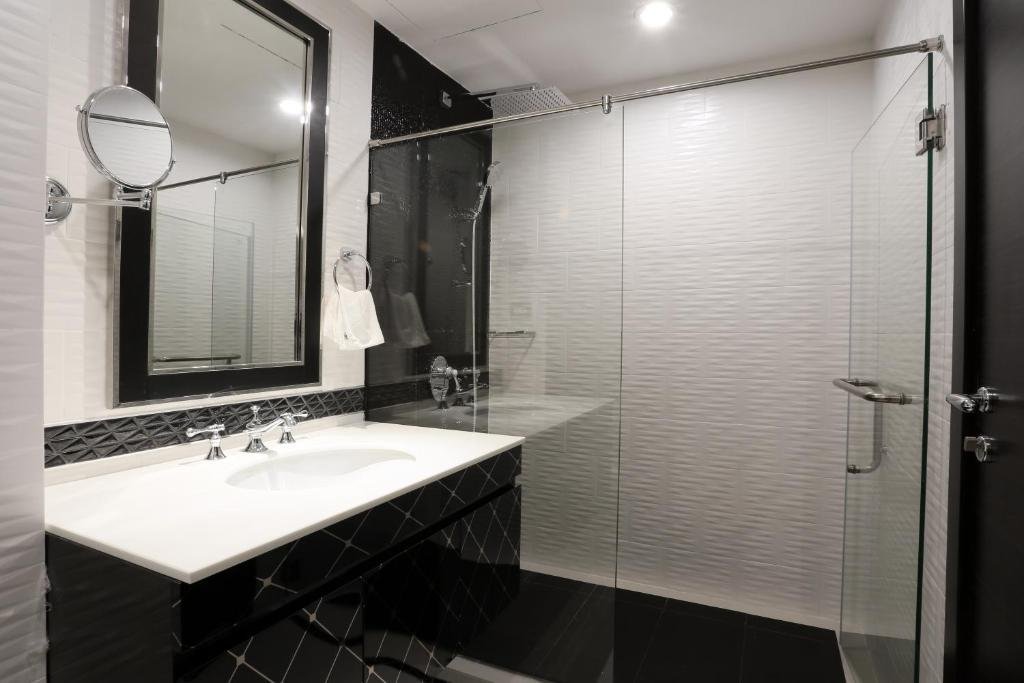 Паттайя: Sirin Exclusive Hotel & Residence