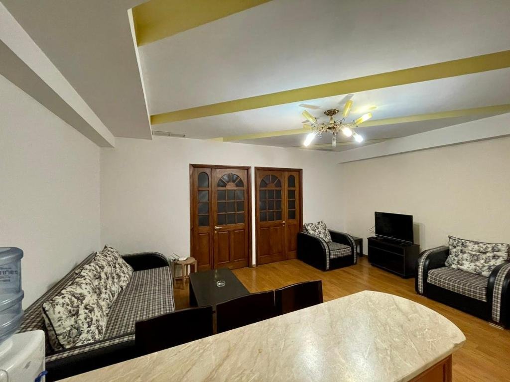 Ереван: Apartment in Abovyan Street, Yerevan