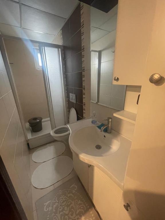 Анталья: Only 5 minutes walking Konyaalti Beach 2+1 flat