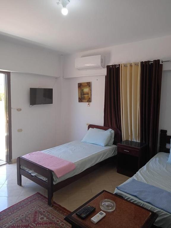 Эль-Аламейн: 1CH1 studio 2beds ground floor sea view 114 green beach