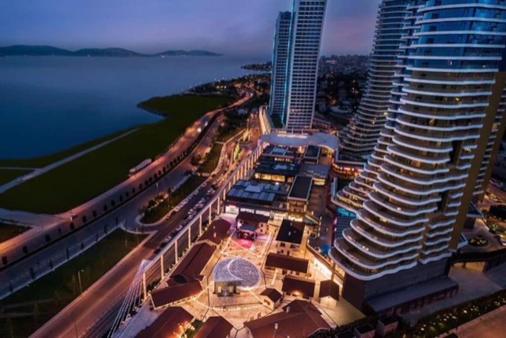 Luxury Residence Sea City views close the Airport hotel — фото 3