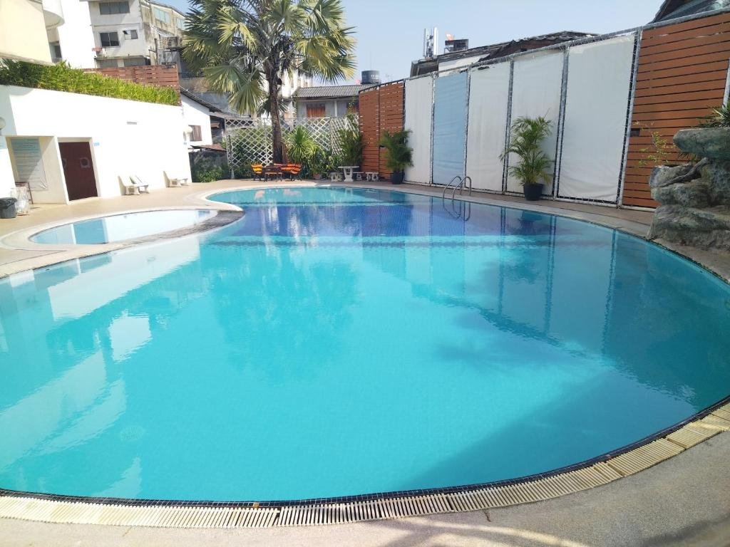 Чиангмай: Near old city,Nimman,Night Barzaa swimming pool apartment 26