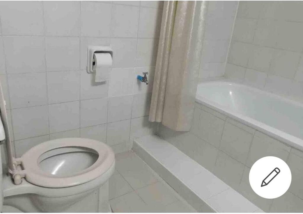 Чиангмай: Near old city,Nimman,Night Barzaa swimming pool apartment 26