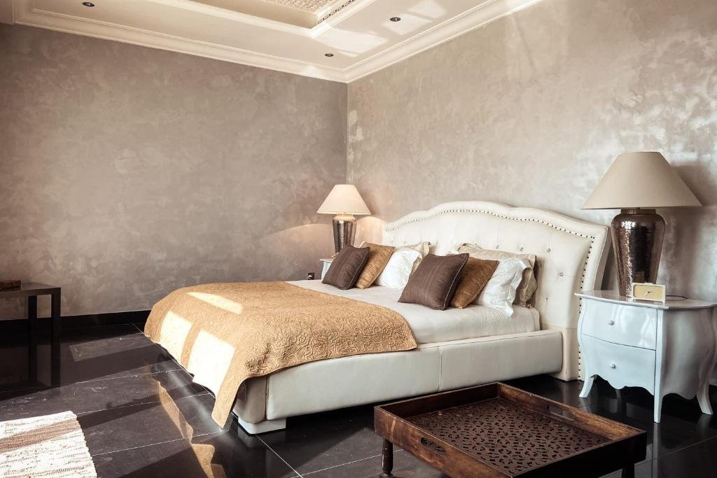 Дубай: Villa Noor Palm Jumeirah