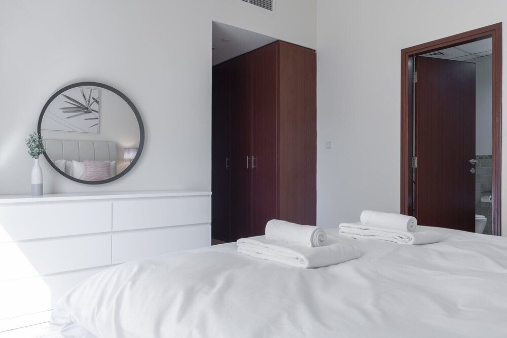 Дубай: Exquisite 3BR Apt for 6 Guests in Dubai Marina!