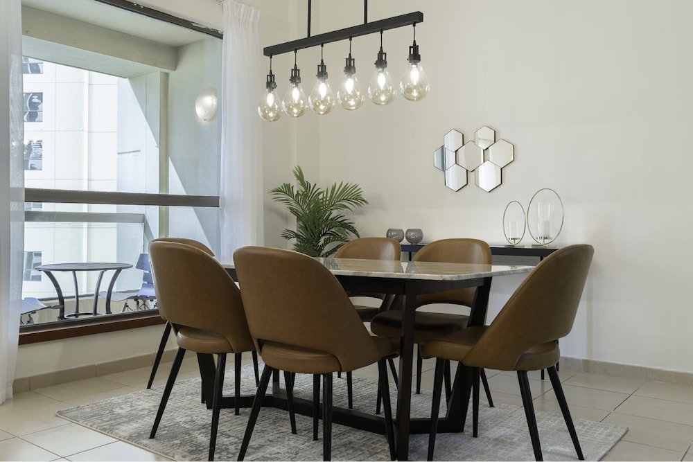 Дубай: Exquisite 3BR Apt for 6 Guests in Dubai Marina!