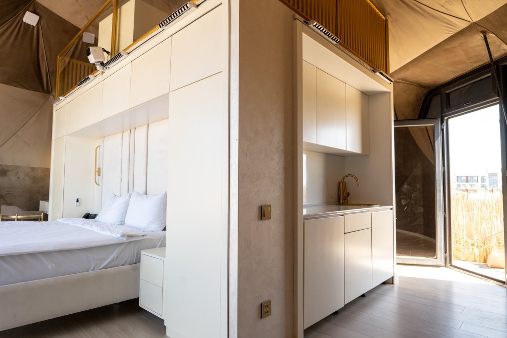 Баку: Sea Breeze Glamp Glemping