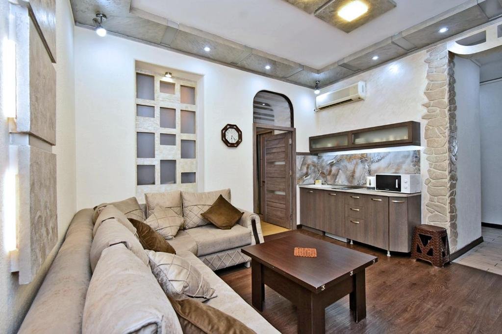 Ереван: Apart House in Erevan Mashtots Avenue