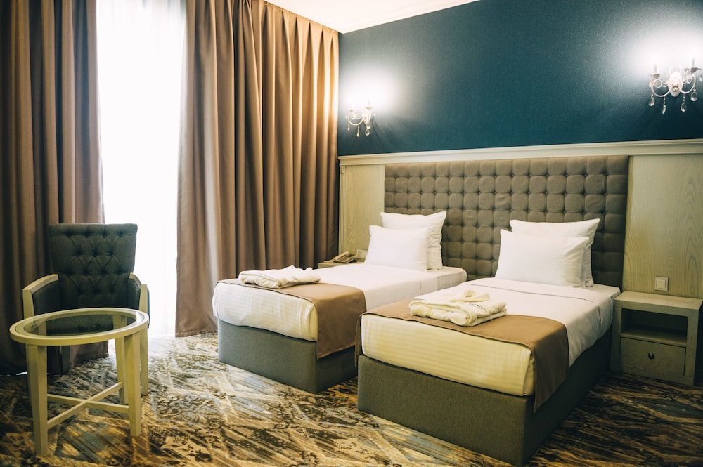 Баку: Emerald Suite Hotel