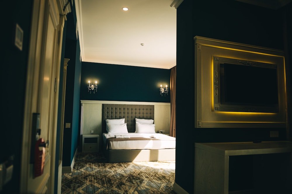 Баку: Emerald Suite Hotel
