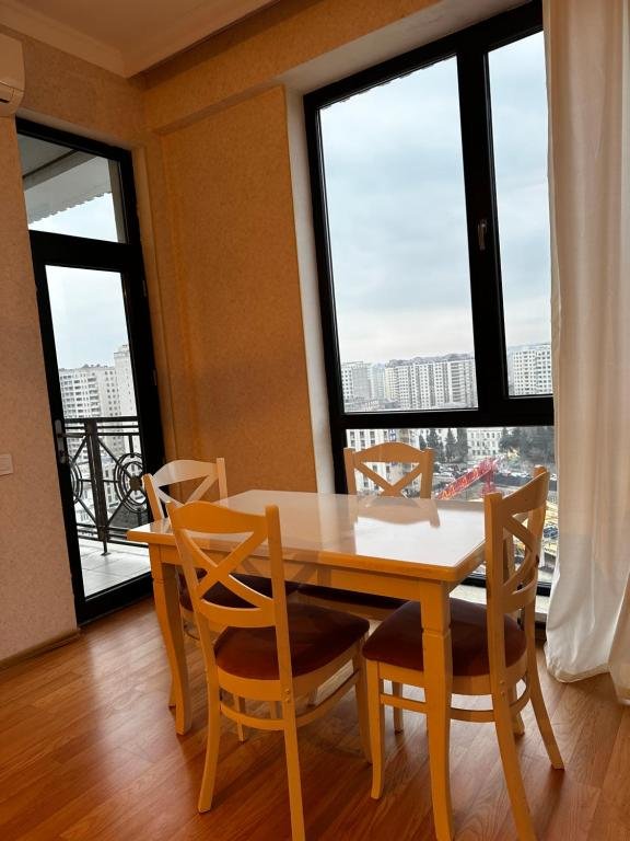 Баку: Emerald Residence