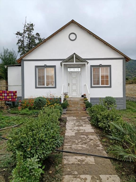 Вандам: Villa