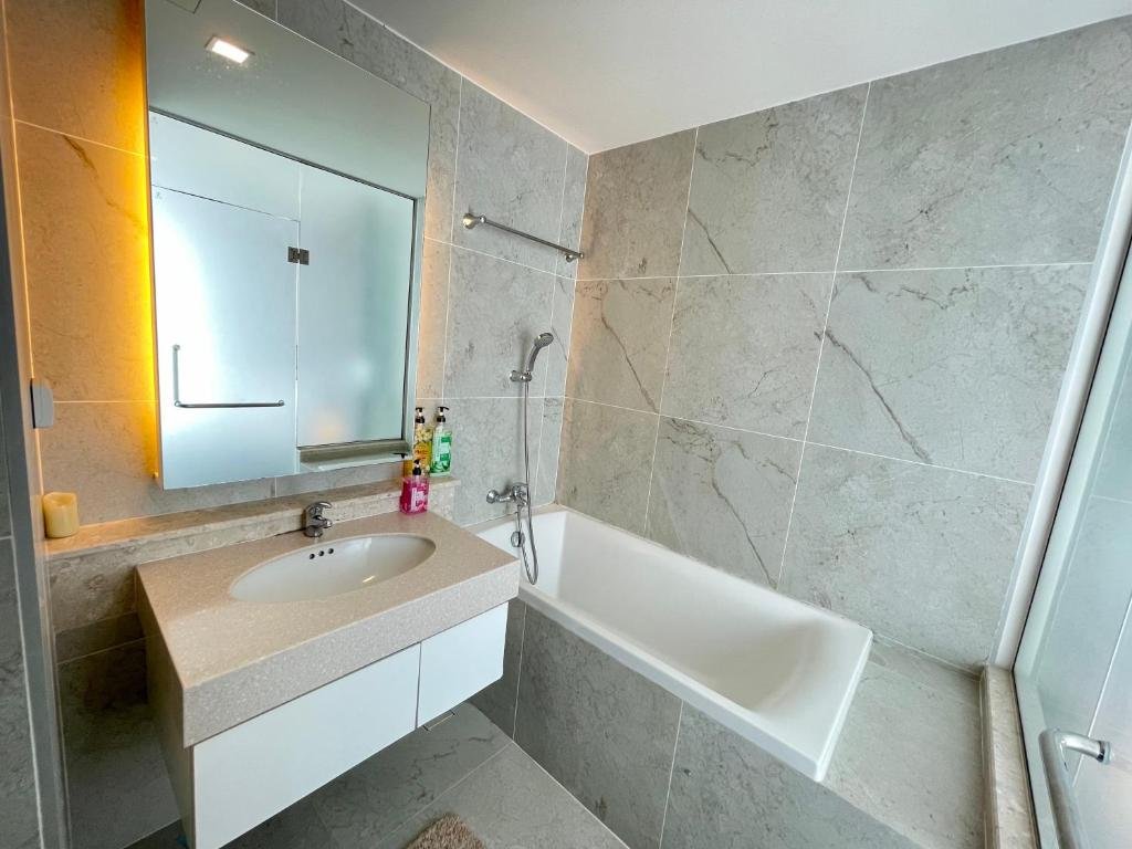 Чиангмай: The Astra Condo 2 Bedrooms by Ping