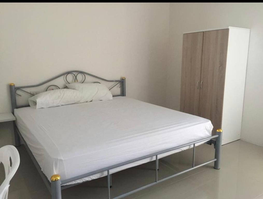 Сакон Накхон: SKF Apartment