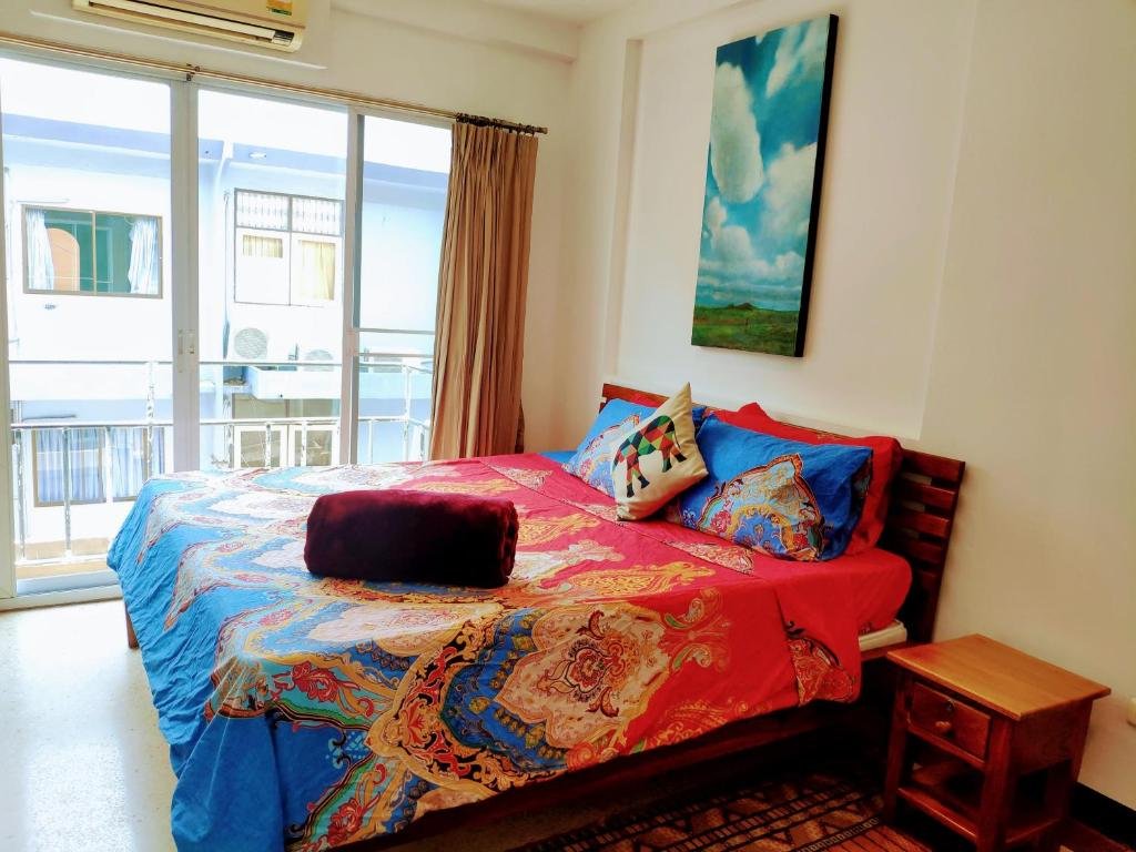 Quiet Studio with King Bed, Kitchen And Balcony (Adults Only) — фото 3