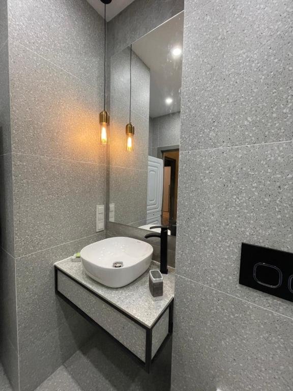 Актау: Apartment Florence моря 600 метров