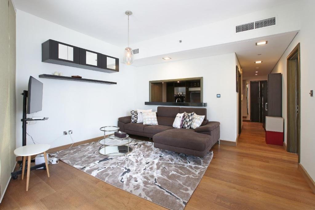Дубай: Spacious 1BR Apartment - The Lofts - Downtown