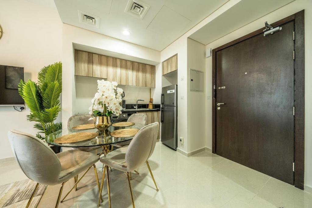 Дубай: Primestay - Golf Vita in Damac Hills