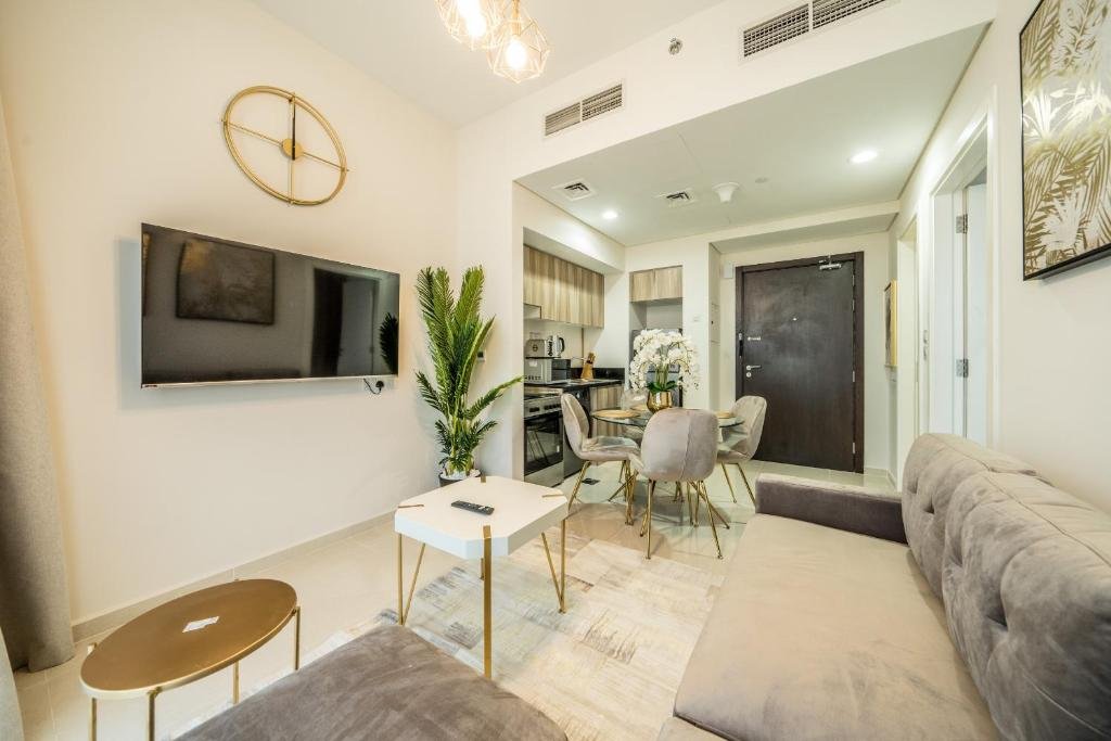 Дубай: Primestay - Golf Vita in Damac Hills