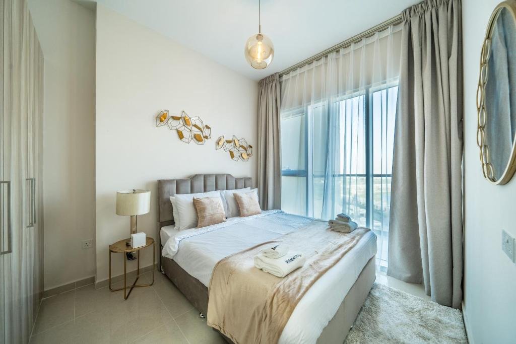 Дубай: Primestay - Golf Vita in Damac Hills