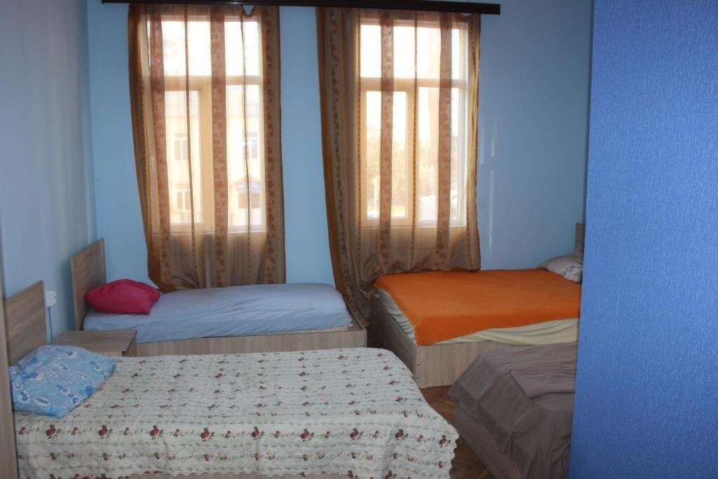 Батуми: Hostel 7