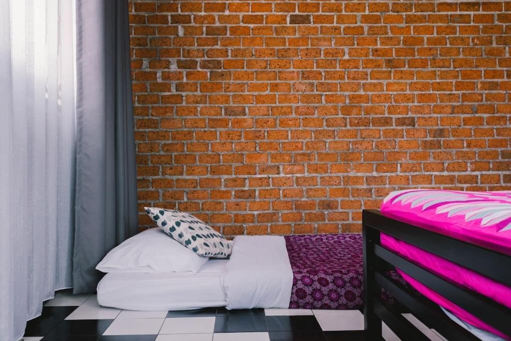 Чиангмай: 3l9B Chiangmai Gate Best location 3 bedrooms apartment