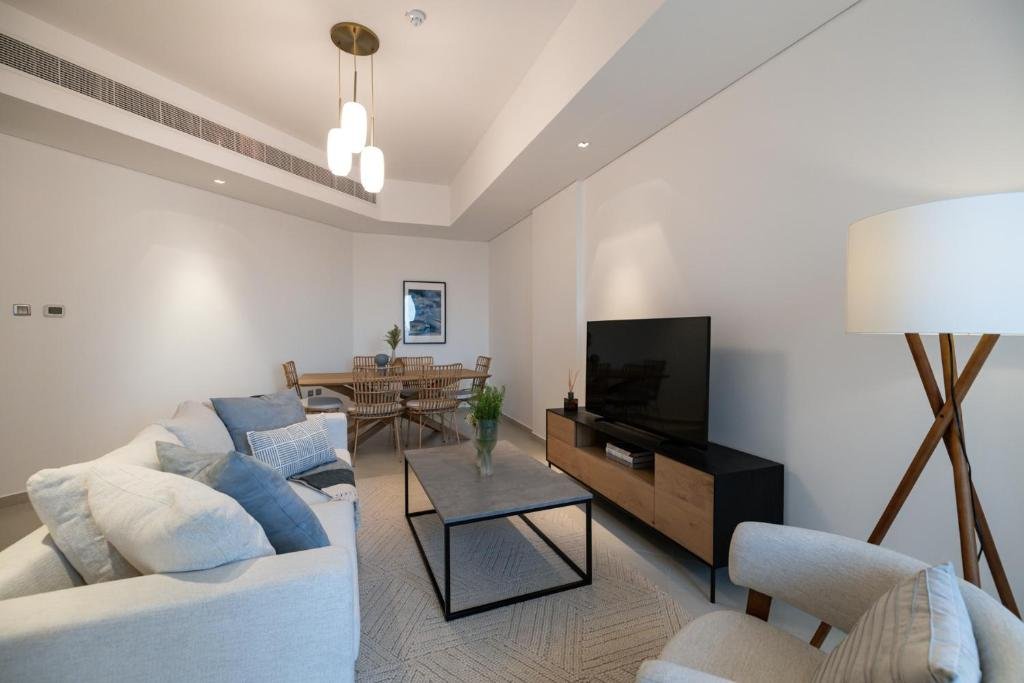 Дубай: DHH - Perfect for Family, 2BR in Umm Al Sheif - Jumeirah