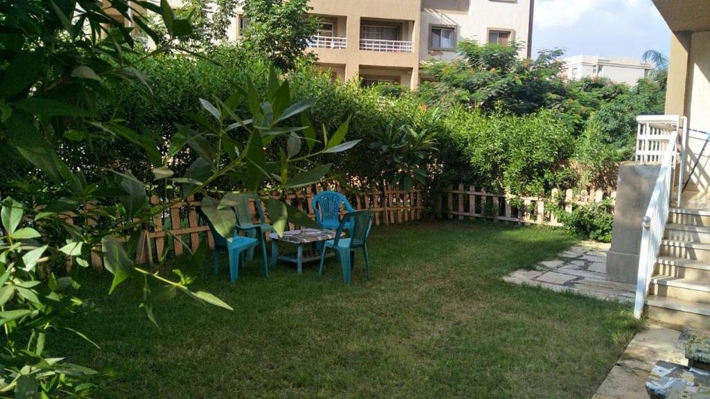 Каир: Appartment with garden at Madinaty