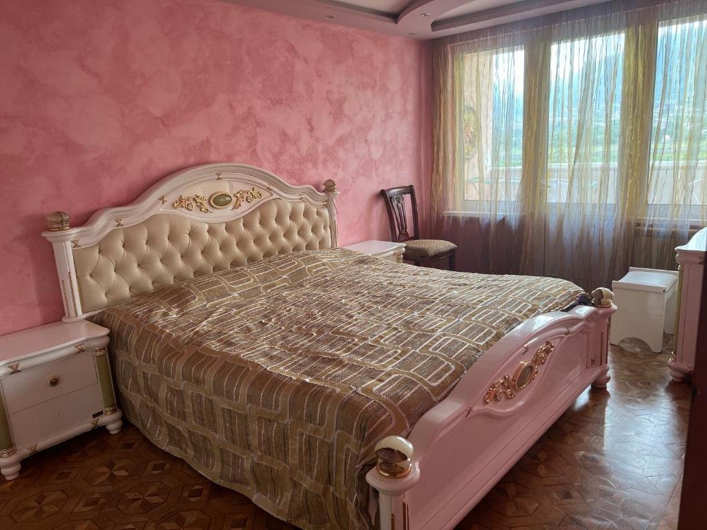 Одзун: Gagor apartment