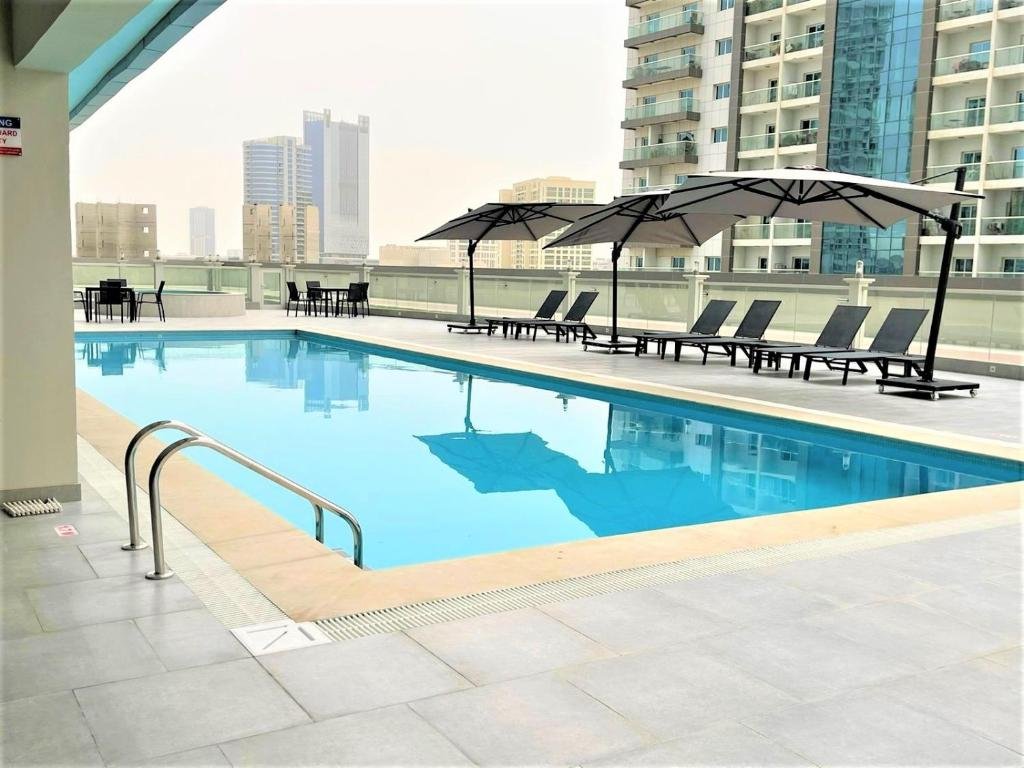 Дубай: Hera Serviced Apartments