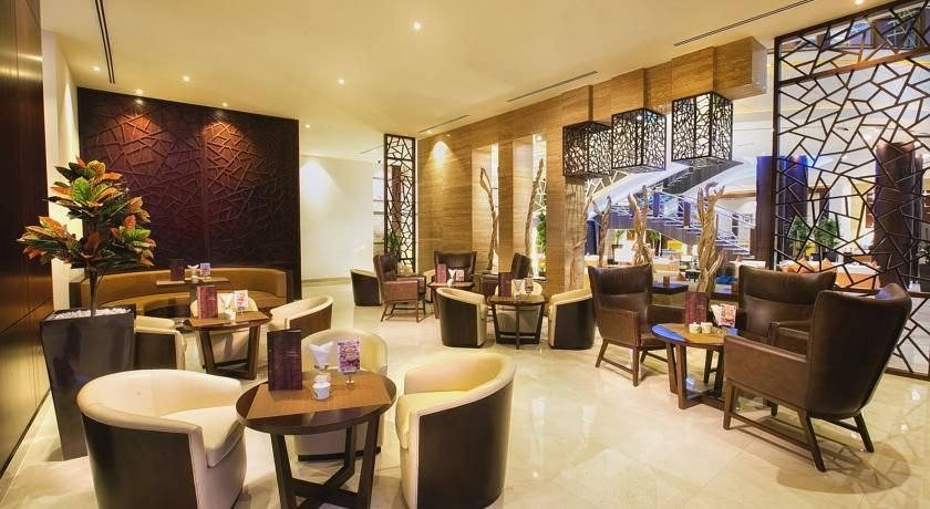 Ghaya Grand Hotel & Apartments — фото 1