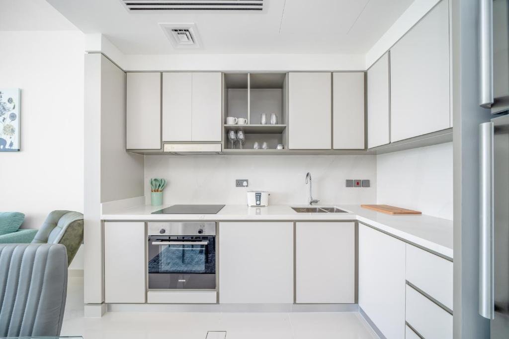 Дубай: Elegant 2 bedroom apartment at Sunrise Bay
