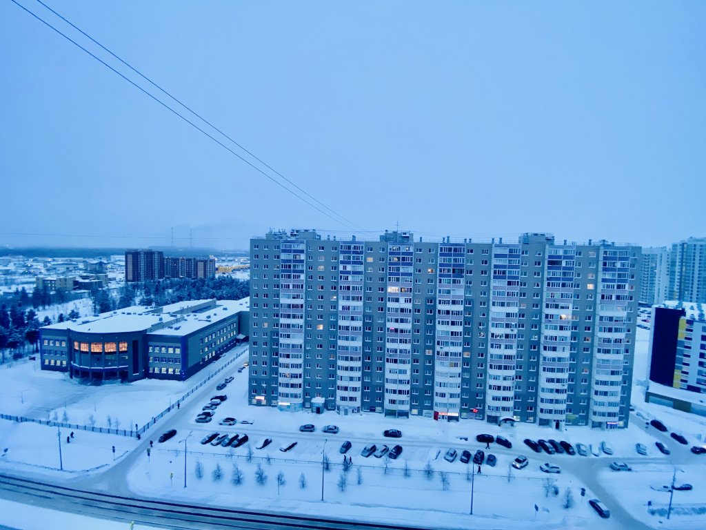Сургут: Apartamenty Sever on Iosifa Karolinskogo 9